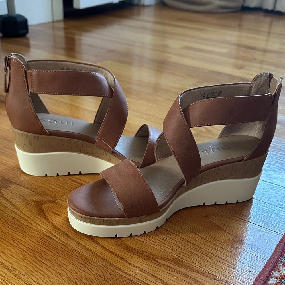 Naturalizer Women's Soul, Goodtimes Wedge Sandal (toffee)